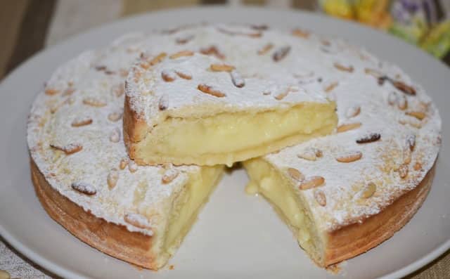 Tarte à la crème anglaise