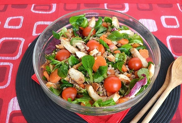salade de poulet et d'épeautre