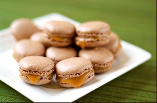 Macarons au caramel au beurre salé avec Thermomix