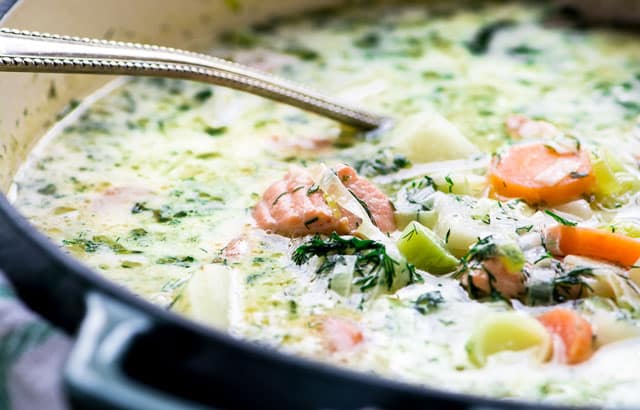 soupe de saumon à l'aneth légère