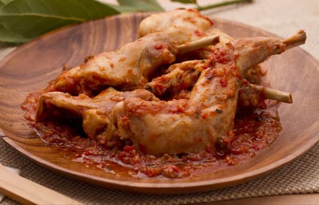 lapin à la sauce tomate au Thermomix