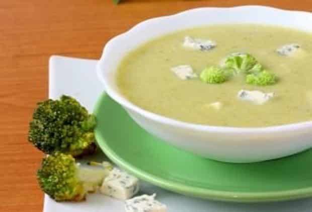 Soupe de brocoli au fromage bleu Weight Watchers