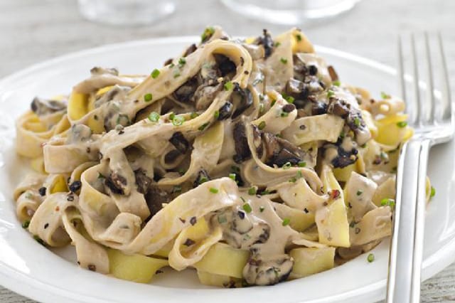 Tagliatelles à la forestière légères