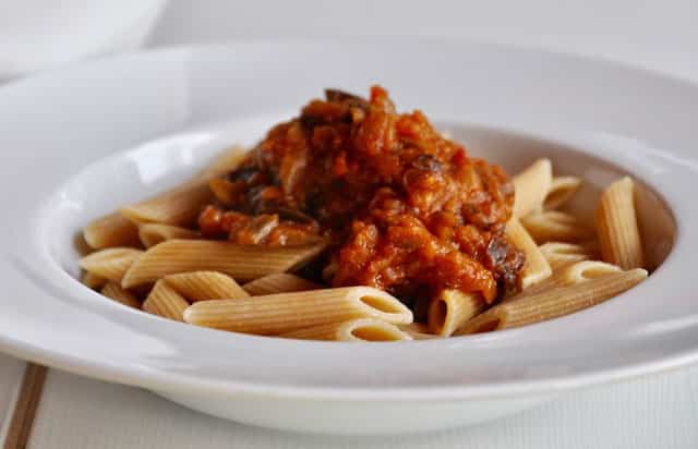 pâtes à la sauce aux aubergines au Thermomix