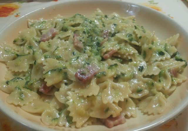 Farfalles à la Carbonara aux courgettes WW