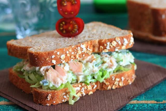 Sandwich au Thon à la Sauce au Fromage Bleu WW