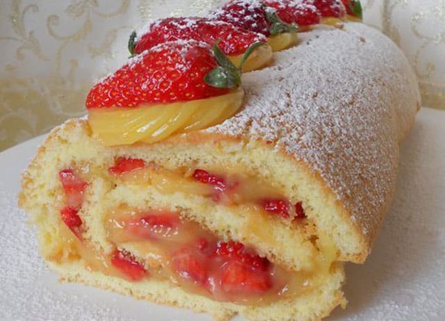roulé à la crème au citron et aux fraises au Thermomix