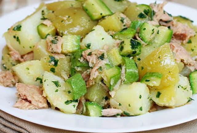 salade de pomme de terre aux courgettes et au thon WW