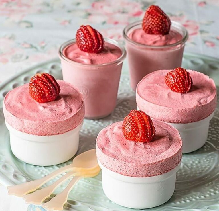 Soufflé Glacé aux fraises