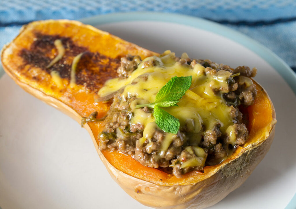 Butternut farcie au chèvre et viande hachée