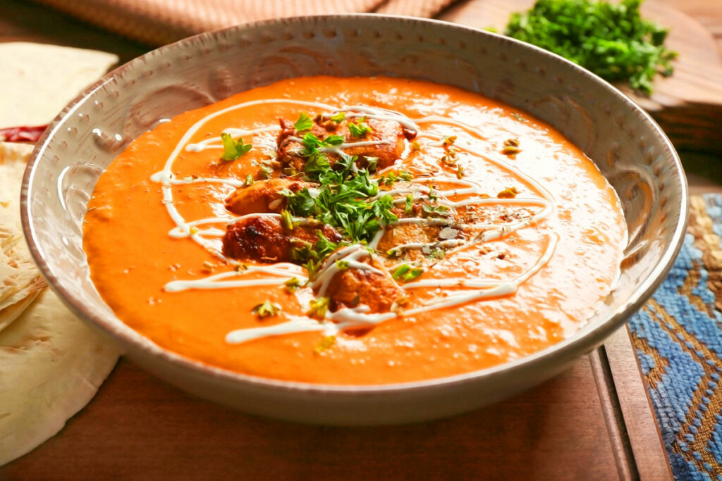 Morceaux de poulet à la crème de tomate