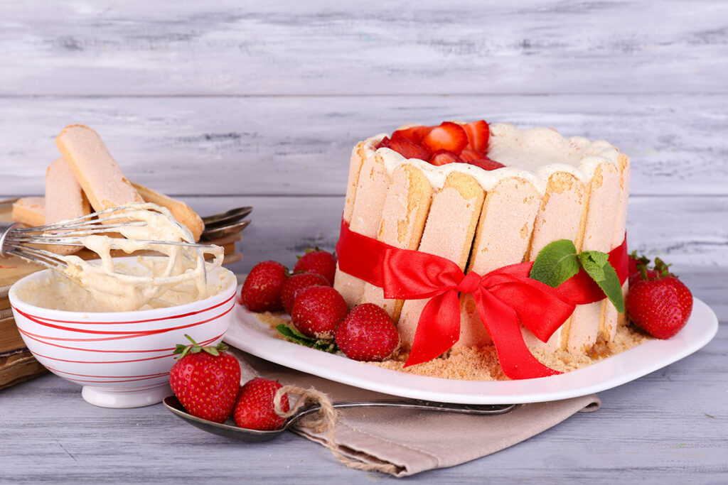 Charlotte aux fraises facile et rapide à préparer