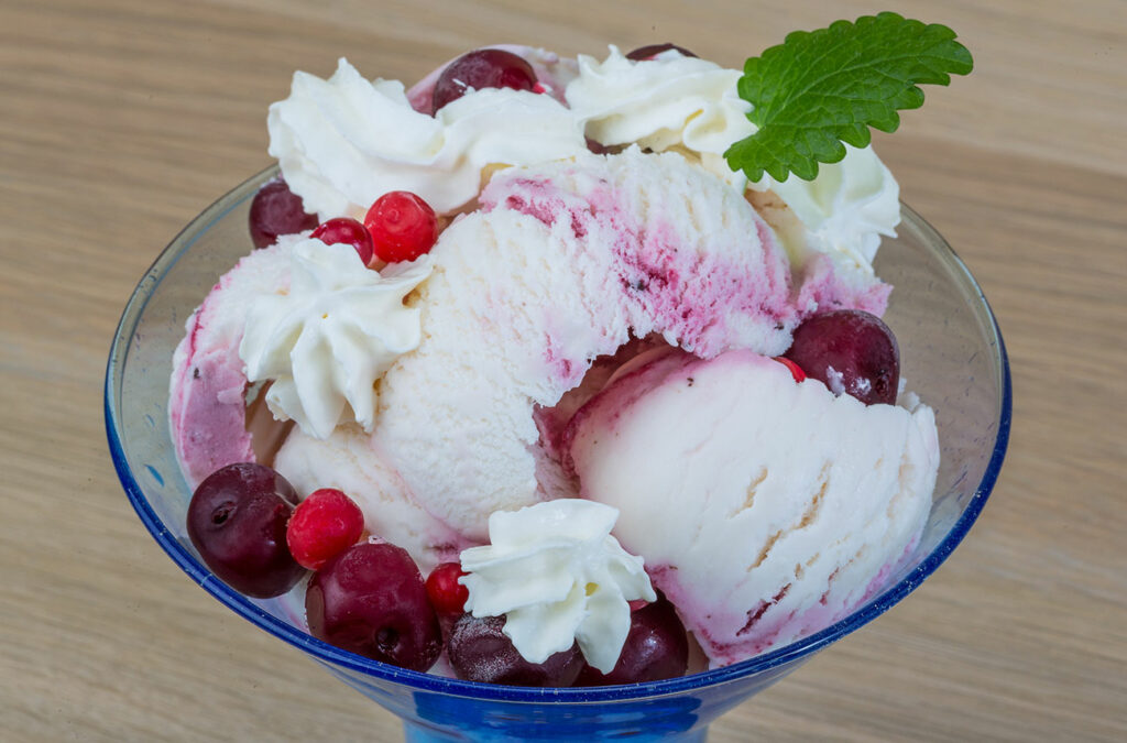 Glace au Yaourt et Fruits Rouges