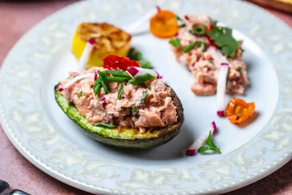 Salade avocat grillé thon